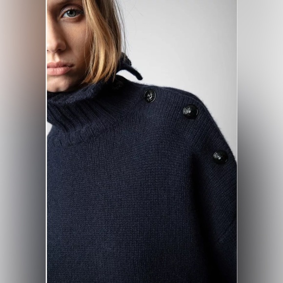 Zadig & Voltaire cashmere sweater navy Alma Button-Trimmed turtleneck small NWT - Picture 2 of 10